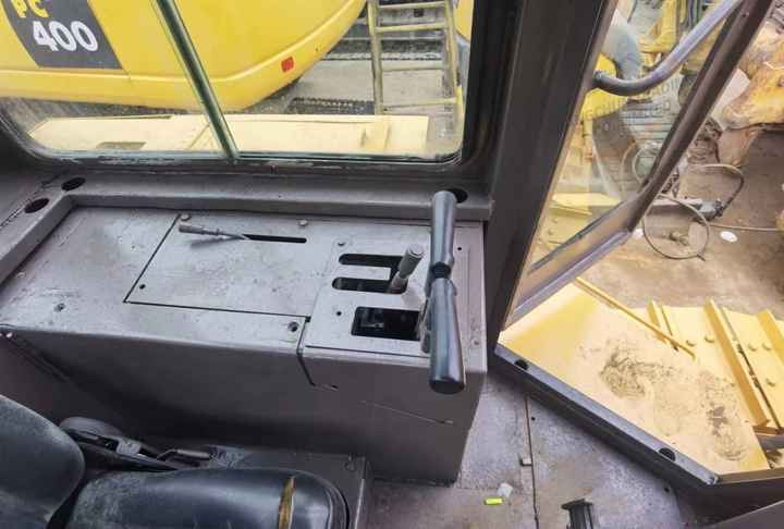 Original Japan Imported Caterpillar D7R Bulldozer Japan Original Cat D7G D7R D9n D8r Used Bulldozers - Bulldozer: bilde 4 Original Japan Imported Caterpillar D7R Bulldozer Japan Original Cat D7G D7R D9n D8r Used Bulldozers - Bulldozer: bilde 4