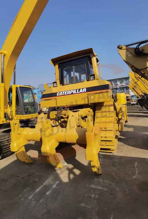 Original Japan Imported Caterpillar D8R Bulldozer Japan Original Cat D7G D7R D8R D9n D8r Used Bulldozers - Bulldozer: bilde 3 Original Japan Imported Caterpillar D8R Bulldozer Japan Original Cat D7G D7R D8R D9n D8r Used Bulldozers - Bulldozer: bilde 3