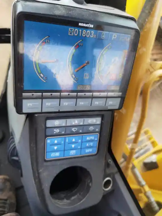 Pc200-8 Used Excavator Good Condition Komatsu Original Japan Cheap Used Pc200-8n1 Excavators - Gravemaskin: bilde 4 Pc200-8 Used Excavator Good Condition Komatsu Original Japan Cheap Used Pc200-8n1 Excavators - Gravemaskin: bilde 4