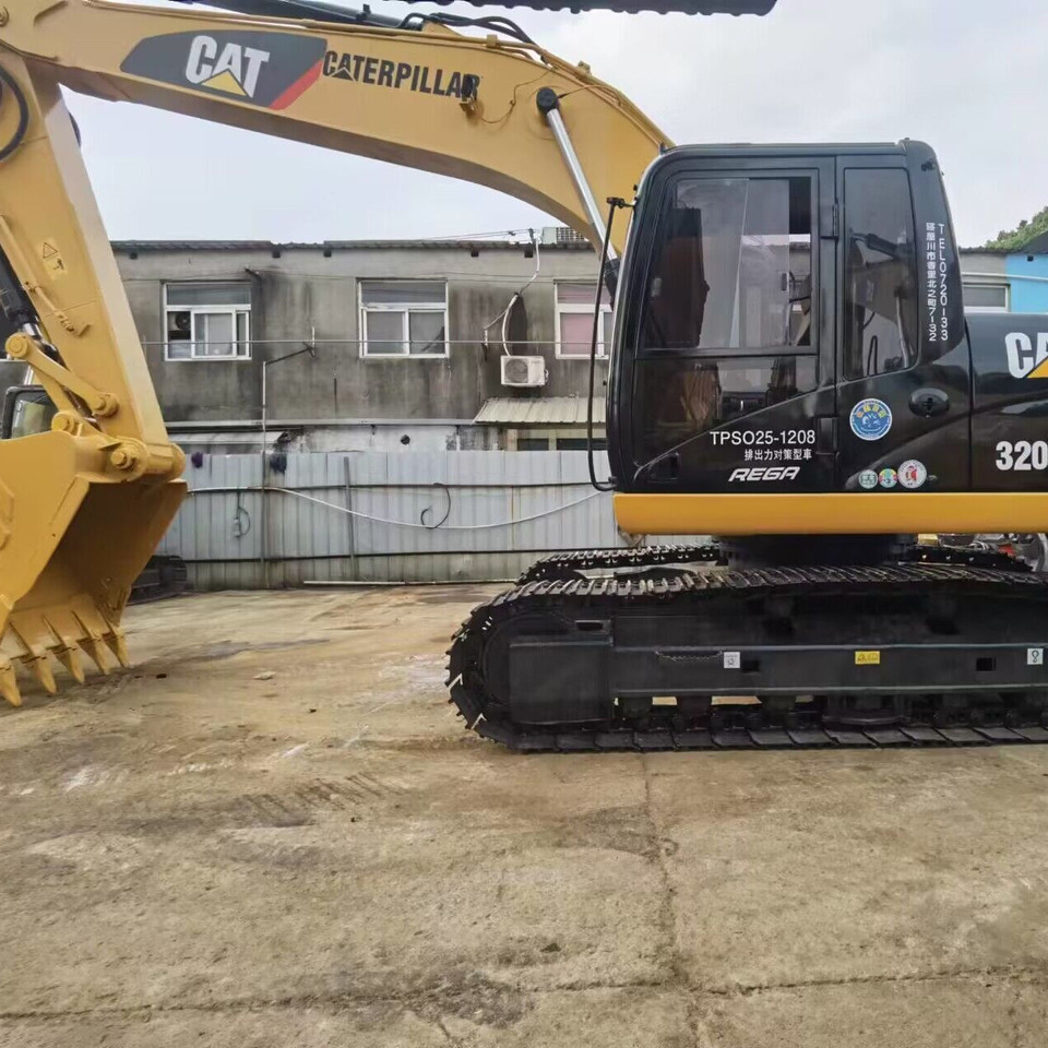 Second Hand Cat Excavator CAT 320D High Quality Japan Used Construction Machine 20ton Excavator cat320d - Gravemaskin: bilde 1 Second Hand Cat Excavator CAT 320D High Quality Japan Used Construction Machine 20ton Excavator cat320d - Gravemaskin: bilde 1