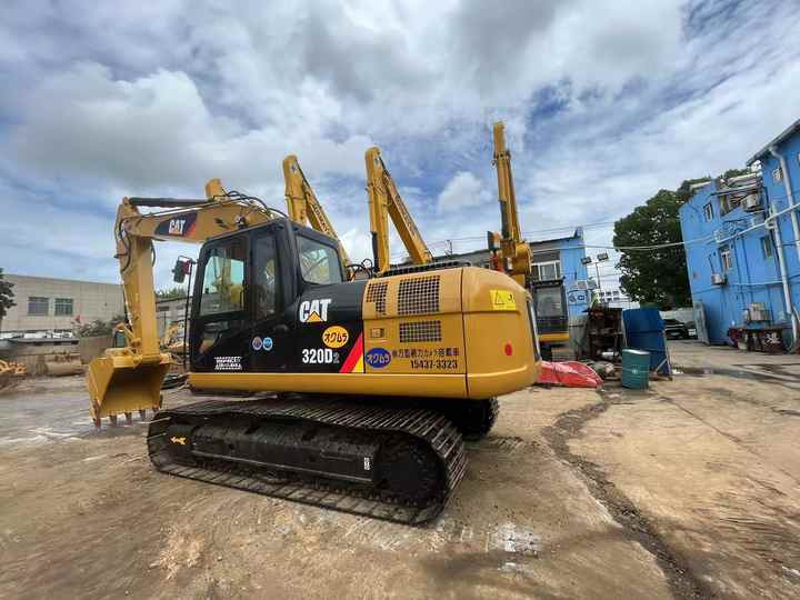 Used CAT 320 320B 320C Caterpillar Excavator with bucket Second hand - Gravemaskin: bilde 5 Used CAT 320 320B 320C Caterpillar Excavator with bucket Second hand - Gravemaskin: bilde 5