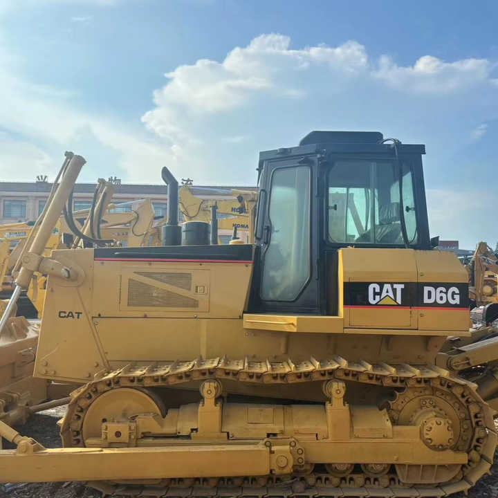 Used Cat D6g Bulldozer of Second Hand CAT D6D D6G D6R Dozer for Sale - Bulldozer: bilde 2 Used Cat D6g Bulldozer of Second Hand CAT D6D D6G D6R Dozer for Sale - Bulldozer: bilde 2