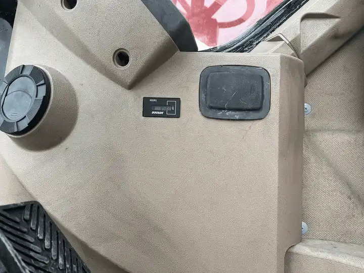 Used Doosan Dh150W-7 Medium 15 Ton Second-Hand Construction Machinery Doosan 60W/150W/210W in Stock - Gravemaskin: bilde 2 Used Doosan Dh150W-7 Medium 15 Ton Second-Hand Construction Machinery Doosan 60W/150W/210W in Stock - Gravemaskin: bilde 2