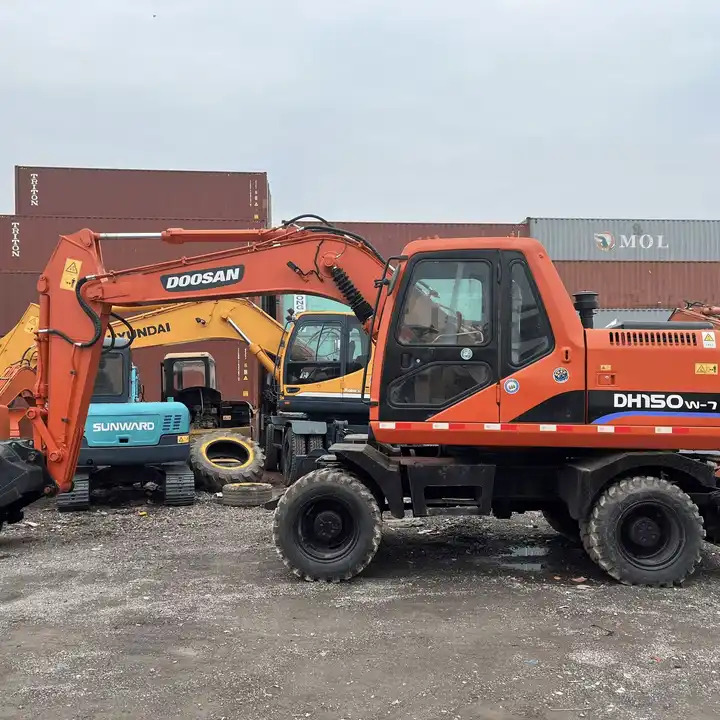 Used Doosan Dh150W-7 Medium 15 Ton Second-Hand Construction Machinery Doosan 60W/150W/210W in Stock - Gravemaskin: bilde 1 Used Doosan Dh150W-7 Medium 15 Ton Second-Hand Construction Machinery Doosan 60W/150W/210W in Stock - Gravemaskin: bilde 1