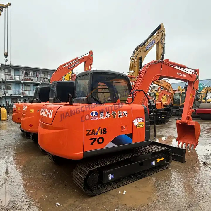 Mini hitachi excavator 7 ton zx70 Hitachi digger Hitachi zx70 used excavator crawler - Beltegraver: bilde 2 Mini hitachi excavator 7 ton zx70 Hitachi digger Hitachi zx70 used excavator crawler - Beltegraver: bilde 2