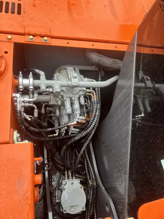 Beltegraver mini hitachi excavator 7 ton zx70 Hitachi digger Hitachi zx70 used excavator crawler: bilde 6