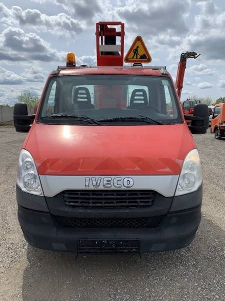 Iveco Daily GSR E179T - 17,1m - 200 kg - Billift: bilde 3 Iveco Daily GSR E179T - 17,1m - 200 kg - Billift: bilde 3