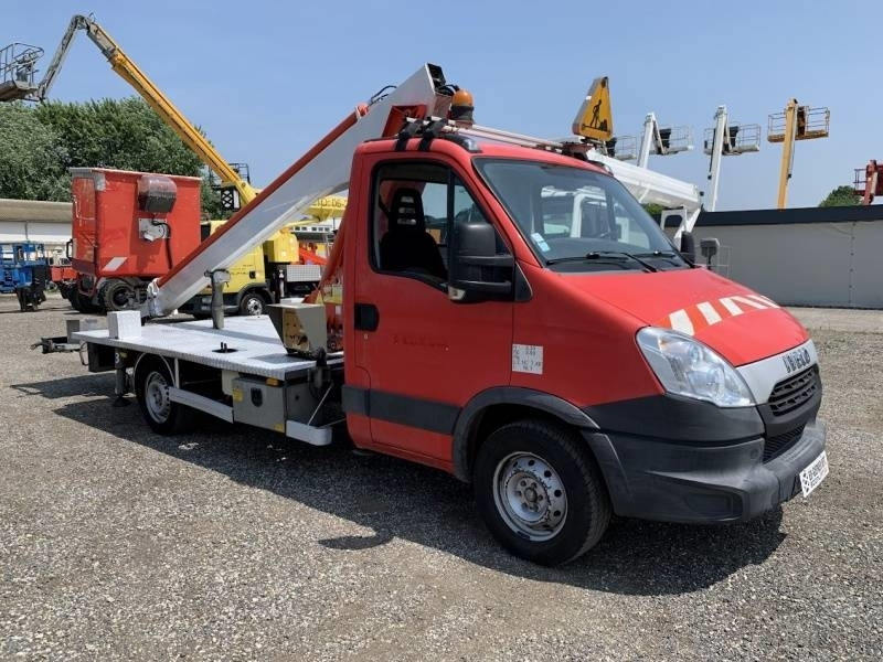 Iveco Daily Multitel 160 ALU DS - 16m - Billift: bilde 1 Iveco Daily Multitel 160 ALU DS - 16m - Billift: bilde 1