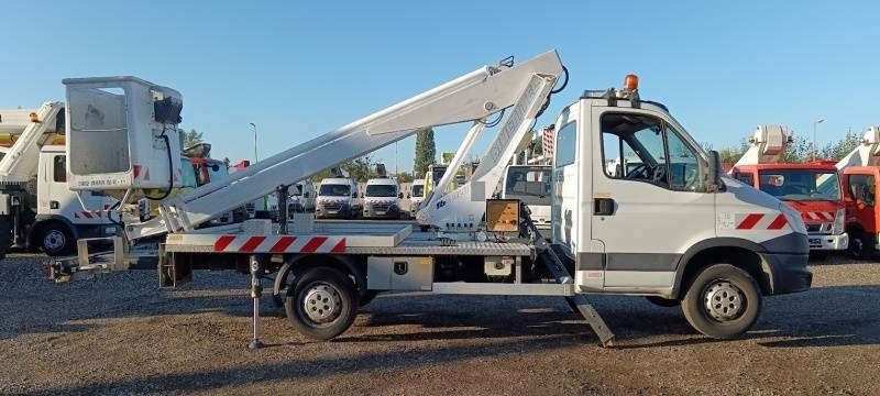 Iveco Daily Multitel 160 ALU DS - 16m - Billift: bilde 4 Iveco Daily Multitel 160 ALU DS - 16m - Billift: bilde 4