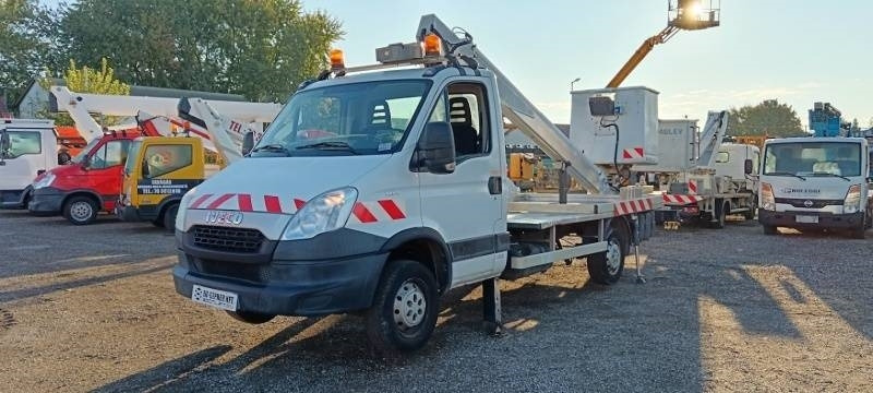 Iveco Daily Multitel 160 ALU DS - 16m - Billift: bilde 2 Iveco Daily Multitel 160 ALU DS - 16m - Billift: bilde 2