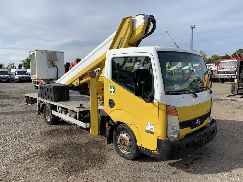 Nissan Cabstar Multitel MT222 - 22m, 200kg - Billift: bilde 1 Nissan Cabstar Multitel MT222 - 22m, 200kg - Billift: bilde 1