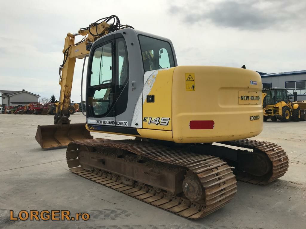 New Holland E 145 - Beltegraver: bilde 4 New Holland E 145 - Beltegraver: bilde 4