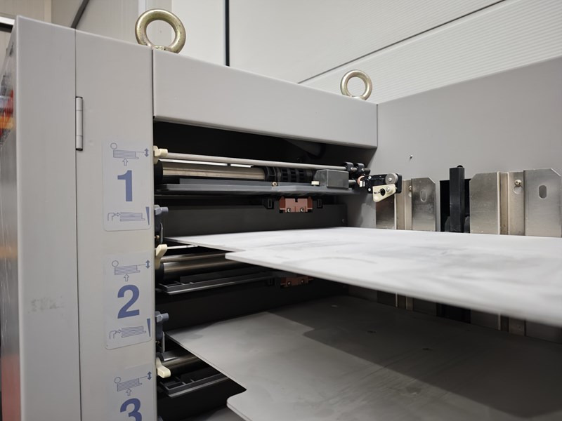 Horizon VAC 100a | 1998 - Trykkmaskin: bilde 2 Horizon VAC 100a | 1998 - Trykkmaskin: bilde 2