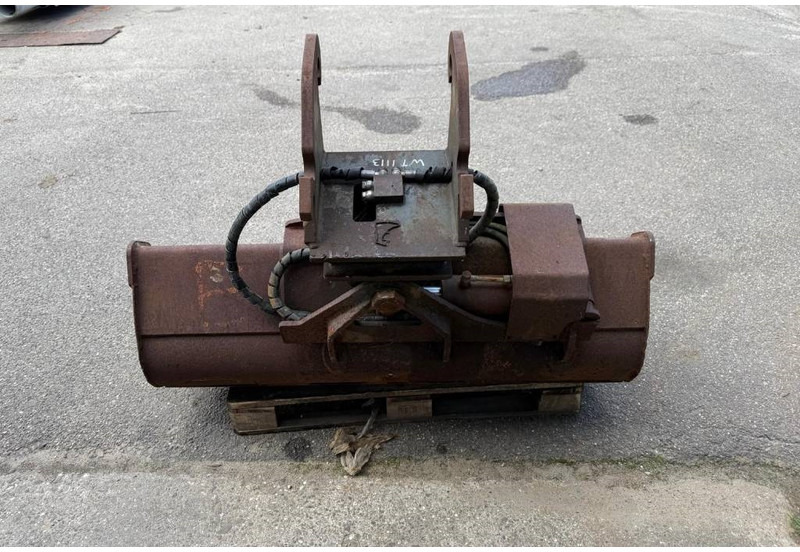 Cangini Benne CW10 Tiltbucket / kantelbak Schwenklöffel - Skuffe for Bygg og anlegg: bilde 4 Cangini Benne CW10 Tiltbucket / kantelbak Schwenklöffel - Skuffe for Bygg og anlegg: bilde 4