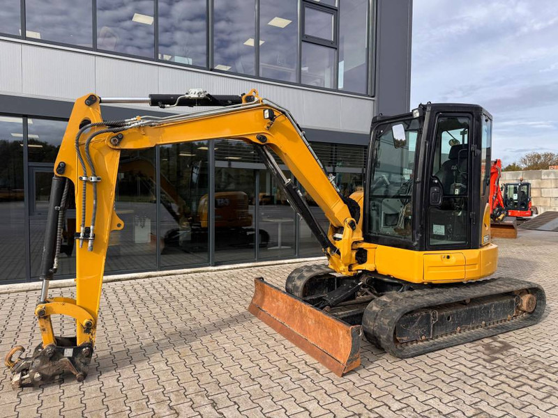 Cat 305 E2 CR - only 905 hours! - Minigraver: bilde 1 Cat 305 E2 CR - only 905 hours! - Minigraver: bilde 1