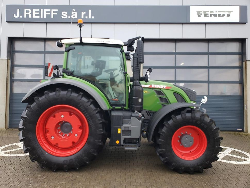 J.Reiff Sarl
Herr Stefan Neukirch - 77 Z.I in den - Traktor: bilde 3 J.Reiff Sarl
Herr Stefan Neukirch - 77 Z.I in den - Traktor: bilde 3