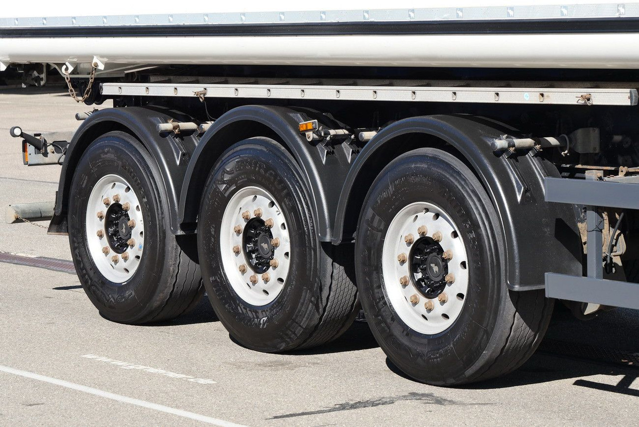 Schmitz Cargobull ALUMULDE 50 m³ SKI 24 SL 9,6/ 47m3 /MULTITÜRE - Tippsemi: bilde 4 Schmitz Cargobull ALUMULDE 50 m³ SKI 24 SL 9,6/ 47m3 /MULTITÜRE - Tippsemi: bilde 4