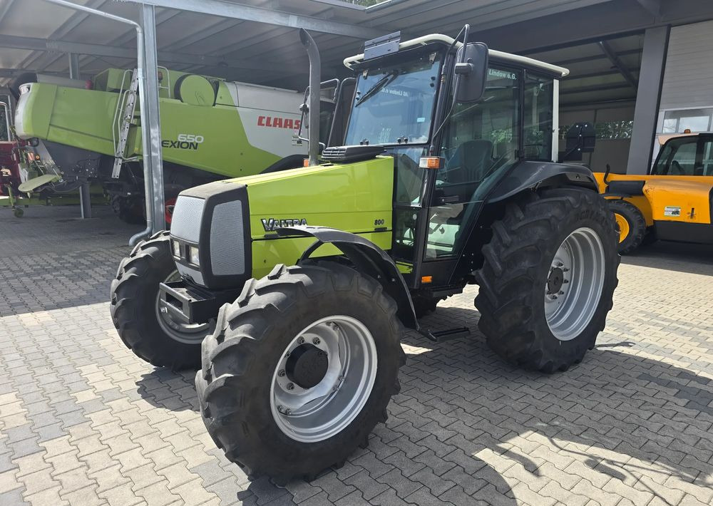 Valtra 800 - Traktor: bilde 2 Valtra 800 - Traktor: bilde 2