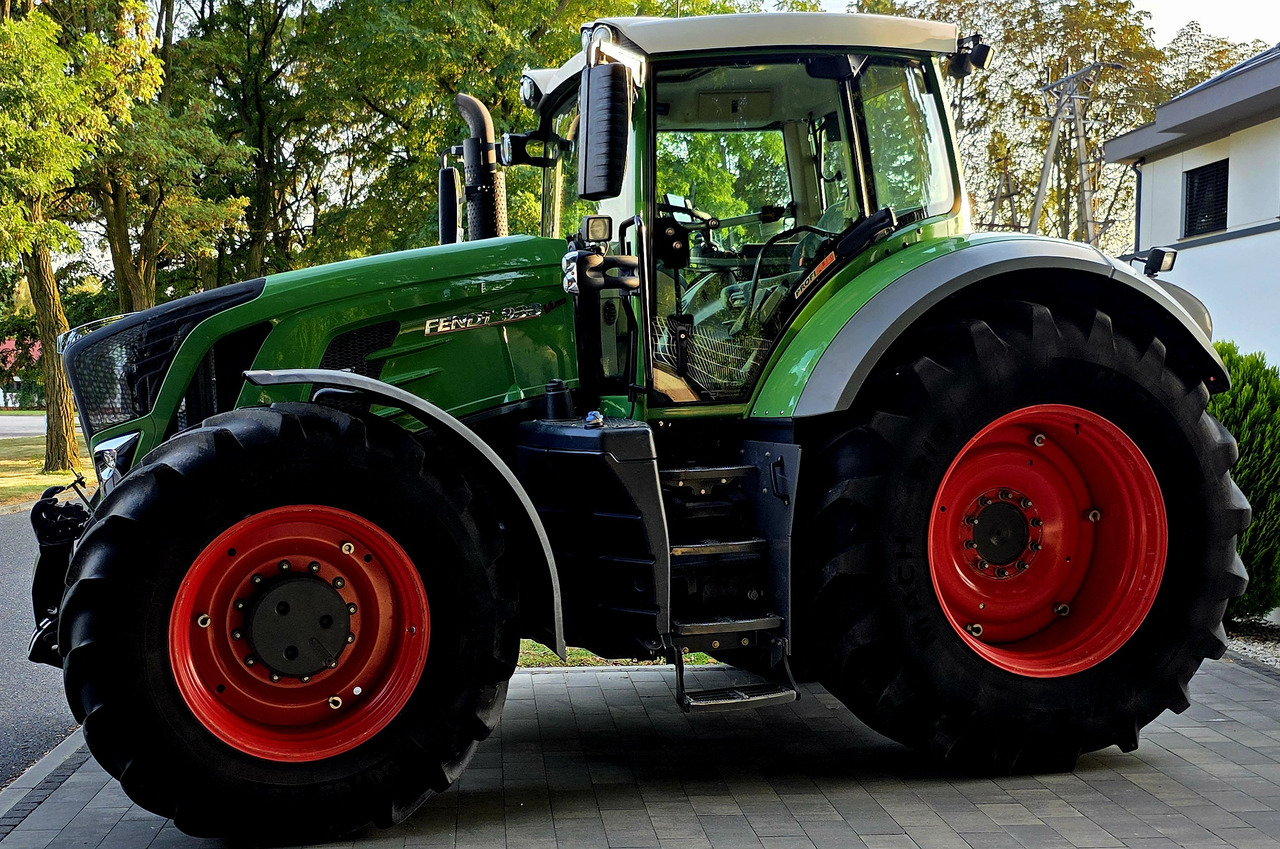 Fendt 933 S4 Profi Plus - Traktor: bilde 3 Fendt 933 S4 Profi Plus - Traktor: bilde 3