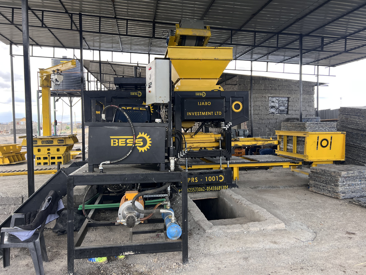 PRS-1000 Semi-Automatic Block Making Machine - Blokkmaskin: bilde 5 PRS-1000 Semi-Automatic Block Making Machine - Blokkmaskin: bilde 5