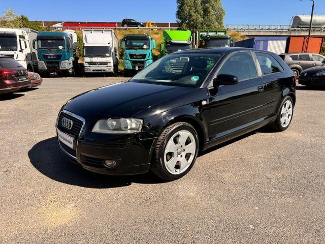 Audi A3 2.0 FSI Ambition S3 nur Export!! - Personenbil: bilde 3 Audi A3 2.0 FSI Ambition S3 nur Export!! - Personenbil: bilde 3