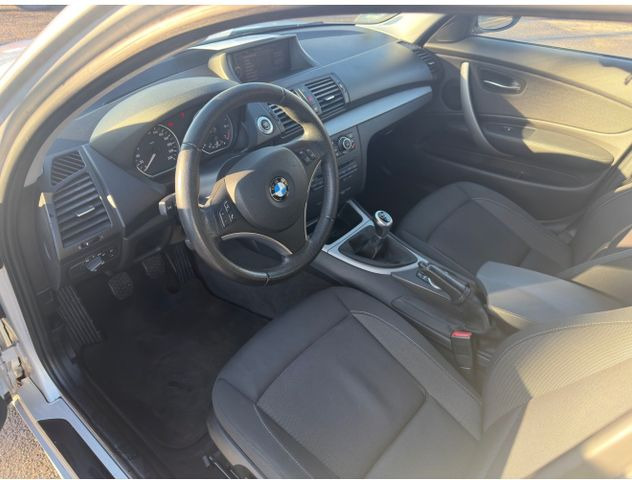 Personenbil BMW 116i Limousine: bilde 9