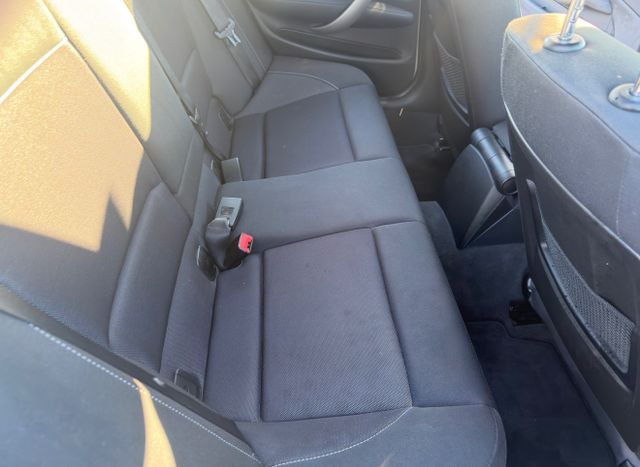 Personenbil BMW 116i Limousine: bilde 15