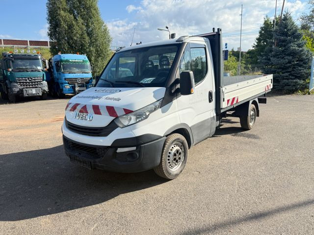 Iveco Daily 35 S 12 - Varebil med plan: bilde 3 Iveco Daily 35 S 12 - Varebil med plan: bilde 3