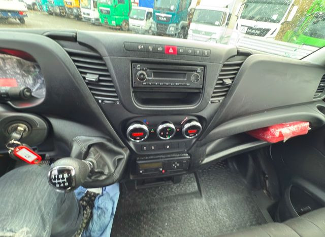 Varebil med plan Iveco Daily Einzelkabine 50C15: bilde 13 Varebil med plan Iveco Daily Einzelkabine 50C15: bilde 13