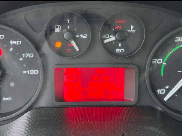 Varebil med plan Iveco Daily Einzelkabine 50C15: bilde 12 Varebil med plan Iveco Daily Einzelkabine 50C15: bilde 12