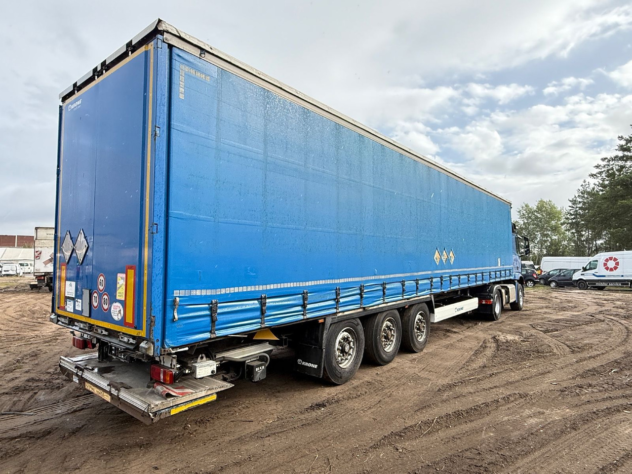 Krone SD mit Faltbare Ladebordwand - Gardintrailer: bilde 5 Krone SD mit Faltbare Ladebordwand - Gardintrailer: bilde 5