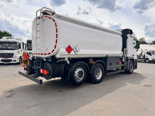 Mercedes-Benz Actros 2541 Tankwagen - Tankbil: bilde 4 Mercedes-Benz Actros 2541 Tankwagen - Tankbil: bilde 4