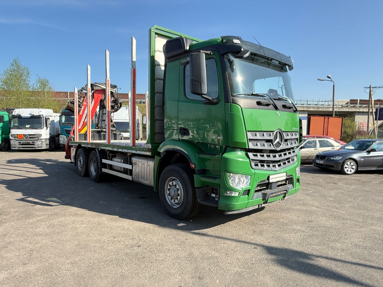 Mercedes-Benz Actros 2571 Holztransporter mit Kran - Tømmerbil, Kranbil: bilde 2 Mercedes-Benz Actros 2571 Holztransporter mit Kran - Tømmerbil, Kranbil: bilde 2