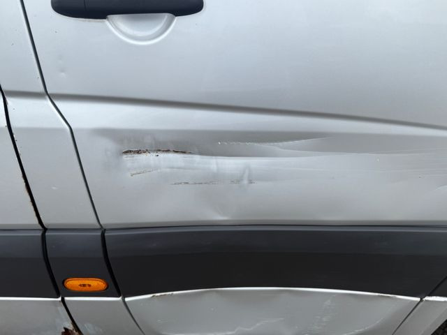 Mercedes-Benz Sprinter II Kasten 219 CDI Automatik - Små varebil: bilde 3 Mercedes-Benz Sprinter II Kasten 219 CDI Automatik - Små varebil: bilde 3