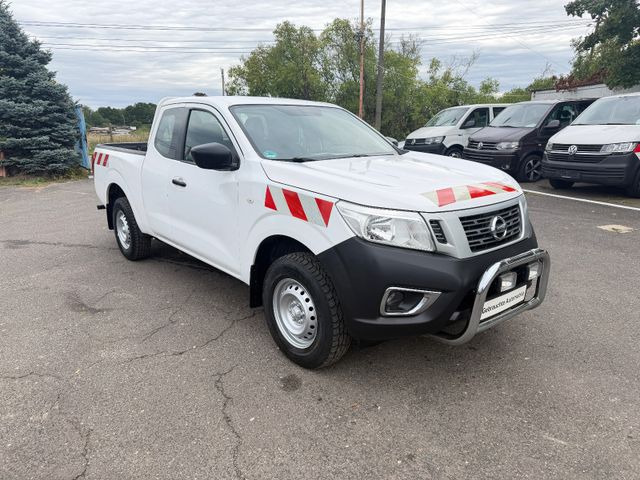 Nissan Navara NP300 Visia King Cab 4x4 - SUV: bilde 2 Nissan Navara NP300 Visia King Cab 4x4 - SUV: bilde 2