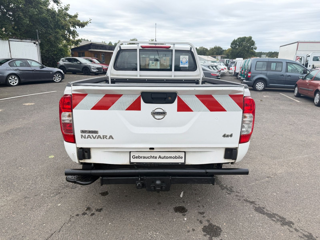 Nissan Navara NP300 Visia King Cab 4x4 - SUV: bilde 4 Nissan Navara NP300 Visia King Cab 4x4 - SUV: bilde 4