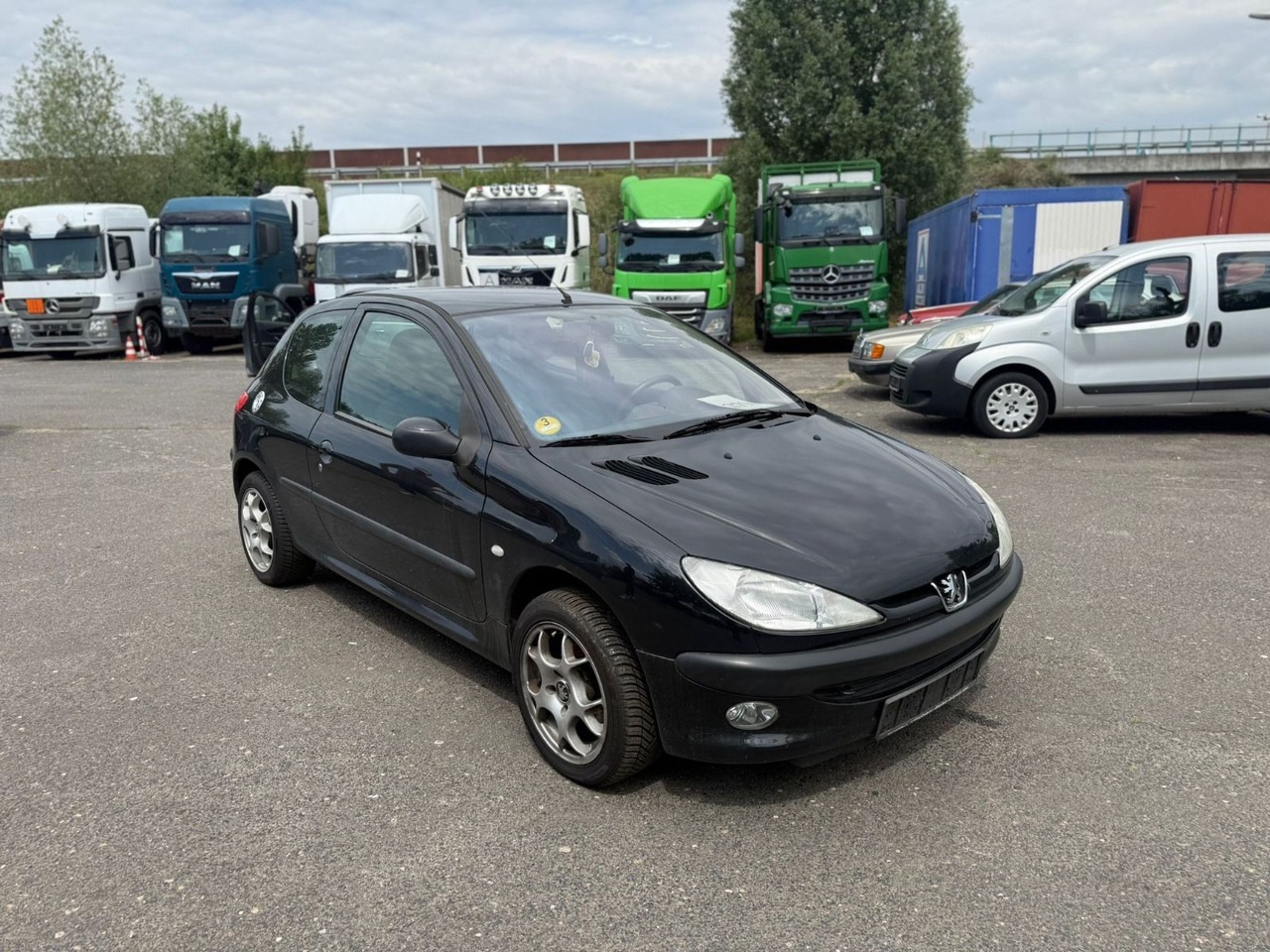 Peugeot 206 1.4 HDi - Sedan: bilde 2 Peugeot 206 1.4 HDi - Sedan: bilde 2