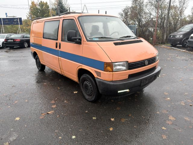 Volkswagen T4 1.9 D Transporter - Kassebil: bilde 1 Volkswagen T4 1.9 D Transporter - Kassebil: bilde 1