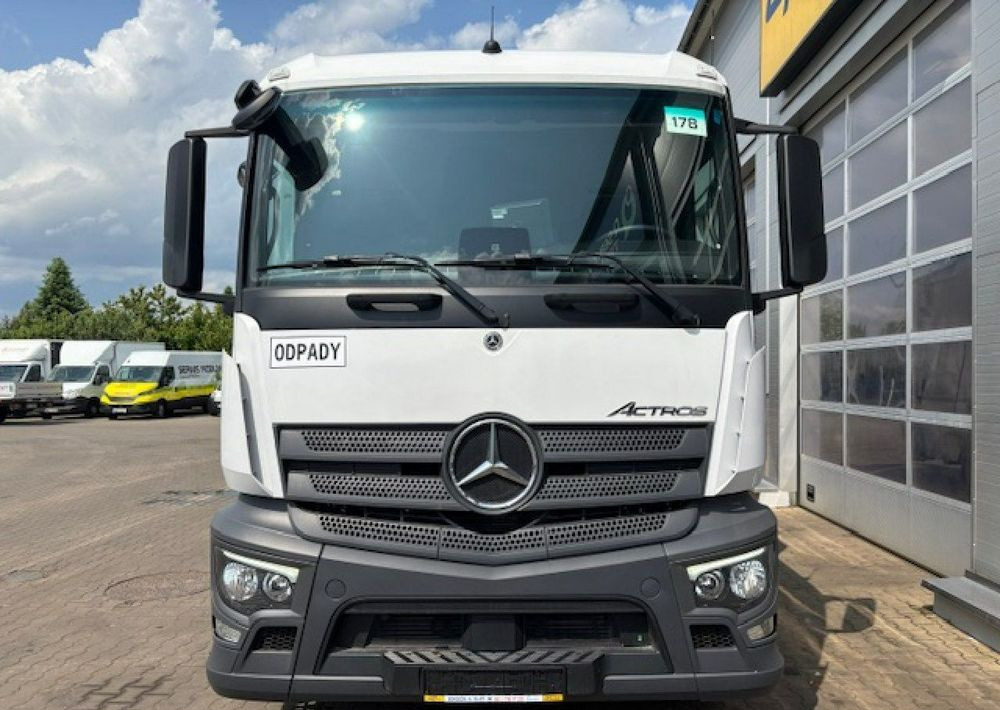 Mercedes-Benz Actros - Søppelbil: bilde 2 Mercedes-Benz Actros - Søppelbil: bilde 2