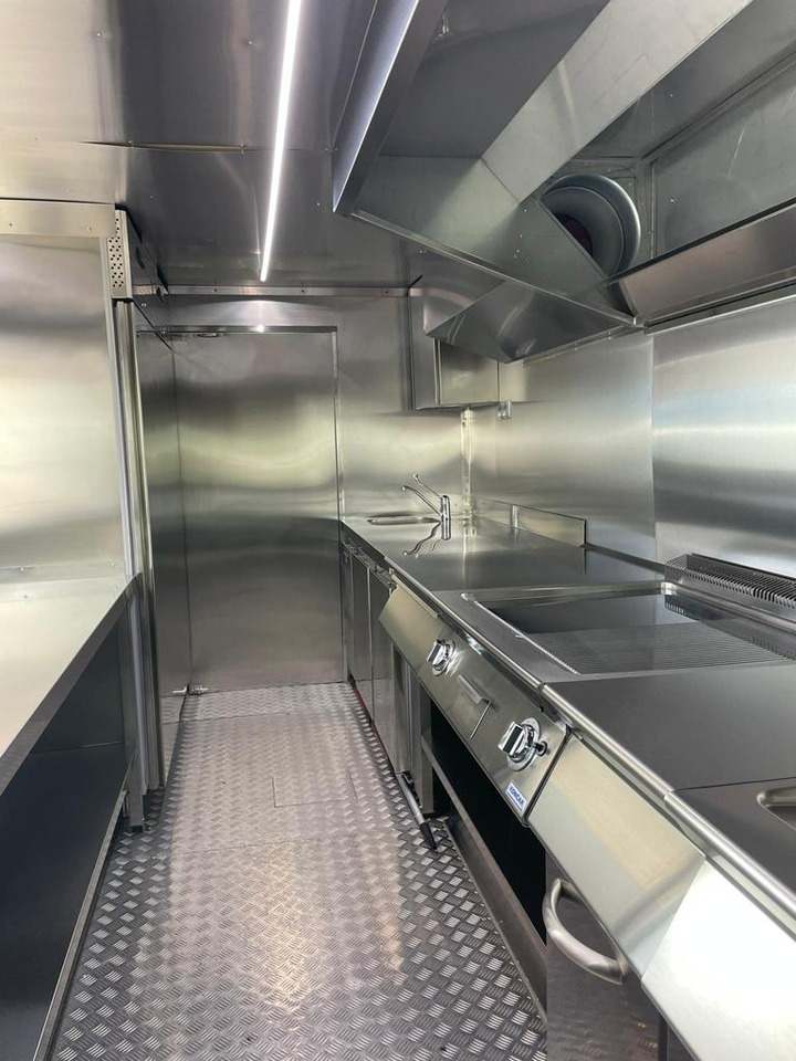 Ny Matbil for transport av matvarer FREIGHTLINER MT3: bilde 9