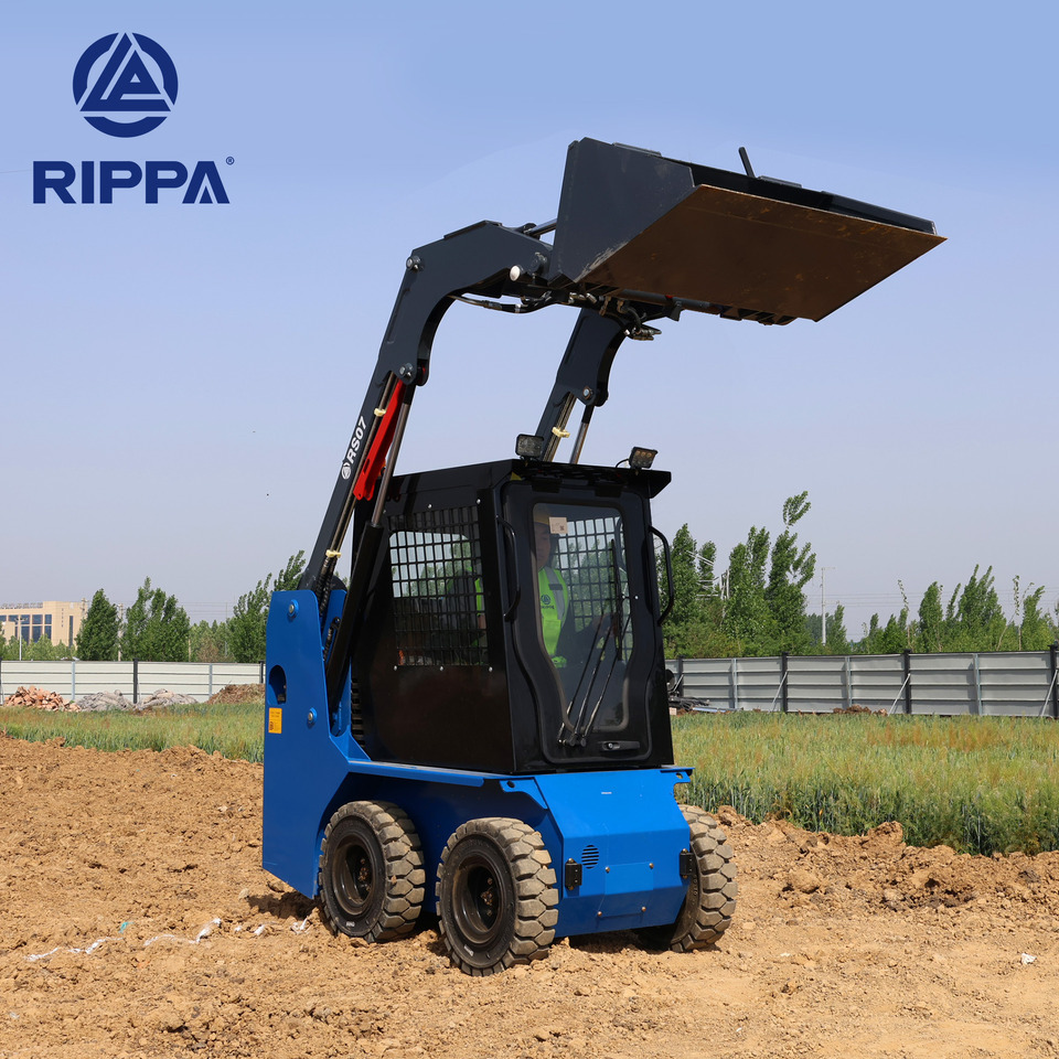 Rippa RS07 Compact Loader | 24.4hp Kubota Power | High Flow Dual Pump | Comfortable A/C Cabin - Kompaktlaster: bilde 3 Rippa RS07 Compact Loader | 24.4hp Kubota Power | High Flow Dual Pump | Comfortable A/C Cabin - Kompaktlaster: bilde 3