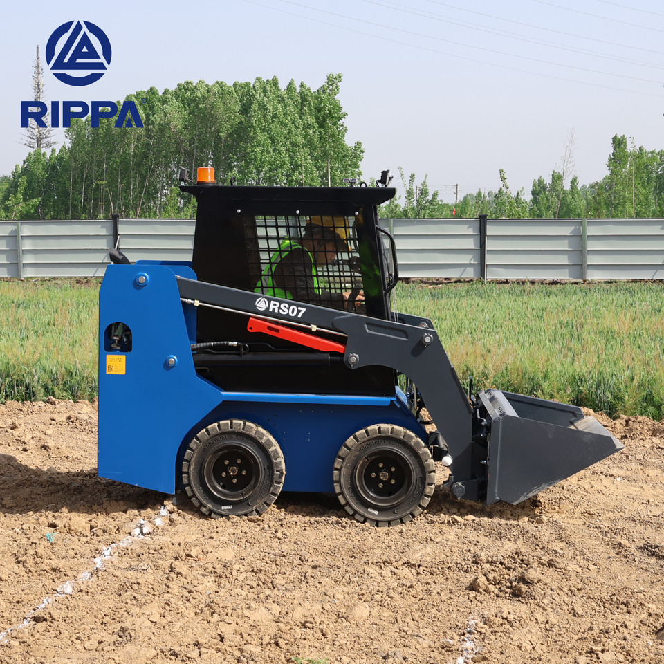 Rippa RS07 Compact Loader | 24.4hp Kubota Power | High Flow Dual Pump | Comfortable A/C Cabin - Kompaktlaster: bilde 4 Rippa RS07 Compact Loader | 24.4hp Kubota Power | High Flow Dual Pump | Comfortable A/C Cabin - Kompaktlaster: bilde 4