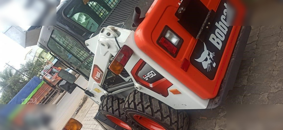 BOBCAT S450 - Kompaktlaster: bilde 1 BOBCAT S450 - Kompaktlaster: bilde 1