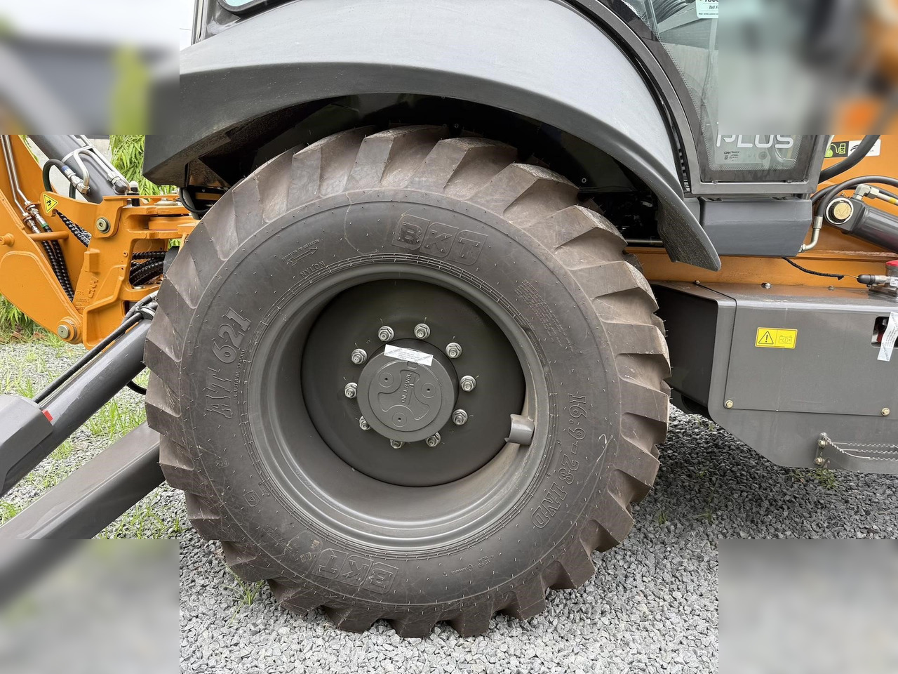 Ny Traktorgraver CASE 851NX CP: bilde 10
