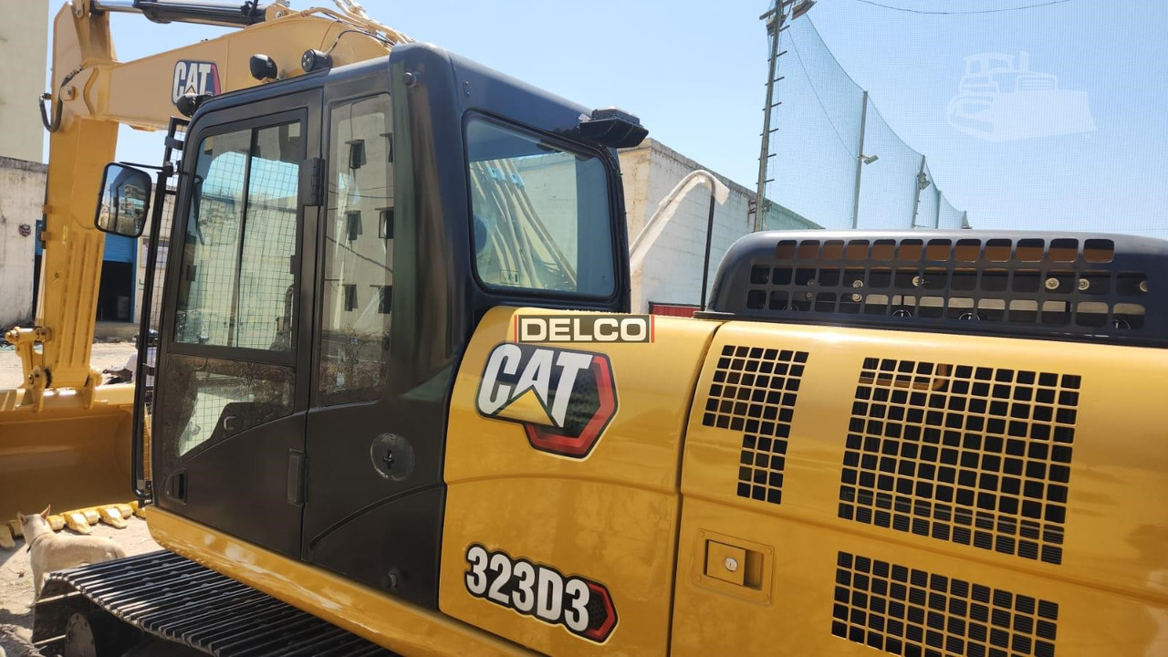CATERPILLAR 323D3 - Beltegraver: bilde 3 CATERPILLAR 323D3 - Beltegraver: bilde 3