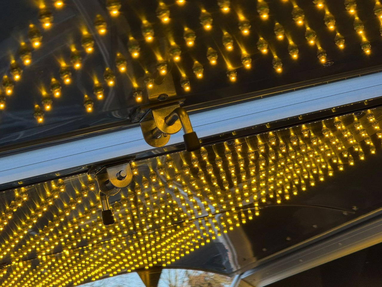 Esselmann Delistar Foodtruck 6000 ähn. Airstream - Salgsvogn: bilde 5 Esselmann Delistar Foodtruck 6000 ähn. Airstream - Salgsvogn: bilde 5