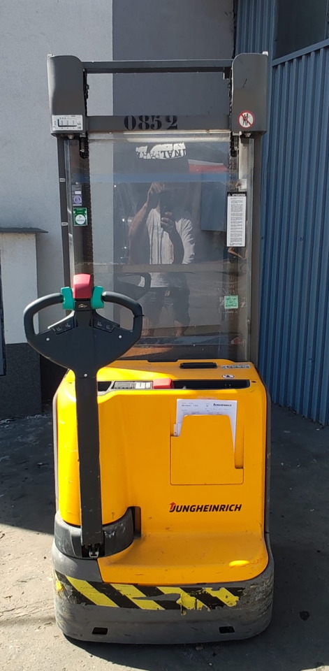 Jungheinrich EJC 214 1.4t/ 3.2m/ 2535mh/ 2018yy - Stabler: bilde 5 Jungheinrich EJC 214 1.4t/ 3.2m/ 2535mh/ 2018yy - Stabler: bilde 5