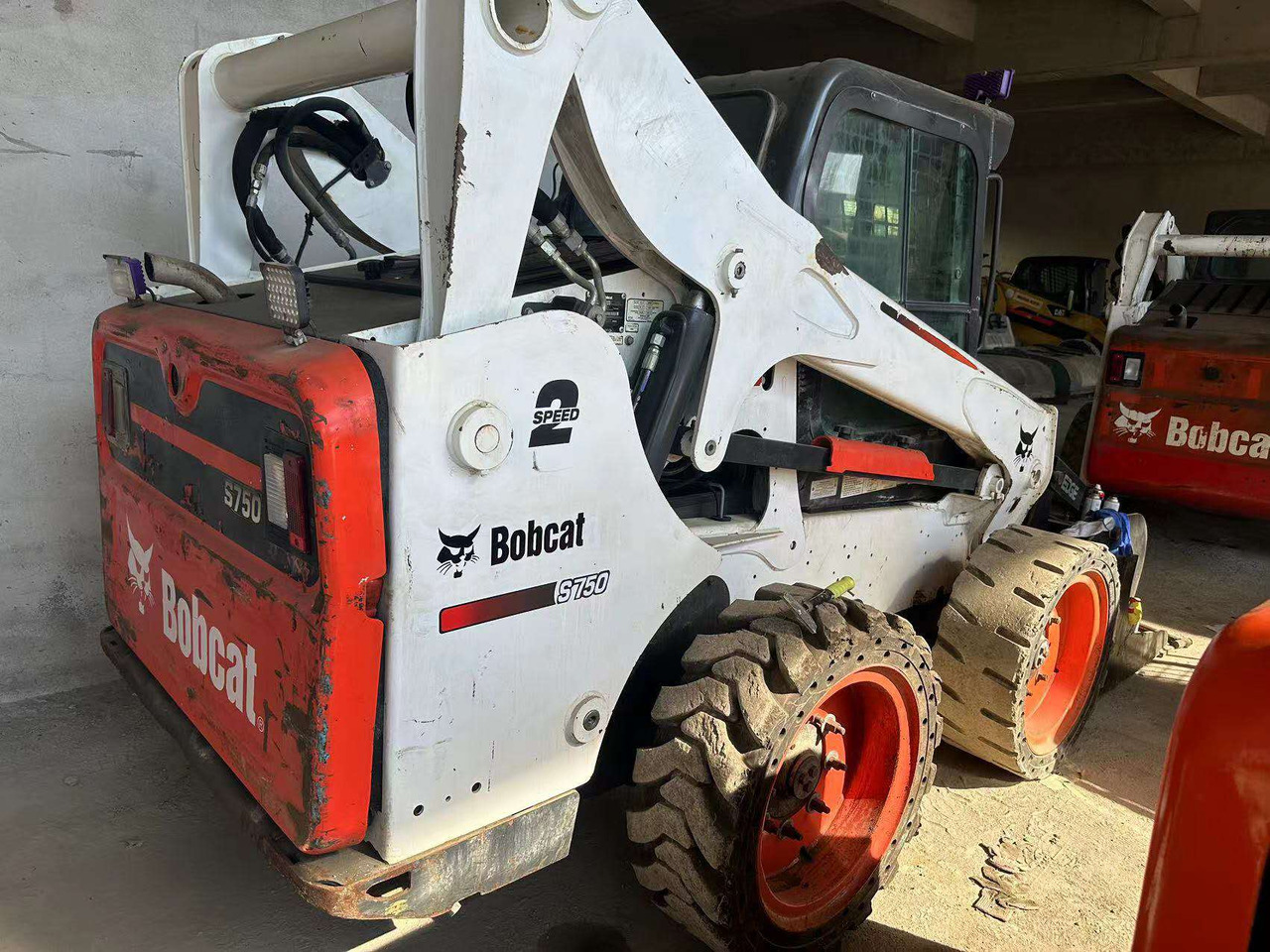 Bobcat S750 - Kompaktlaster: bilde 5 Bobcat S750 - Kompaktlaster: bilde 5