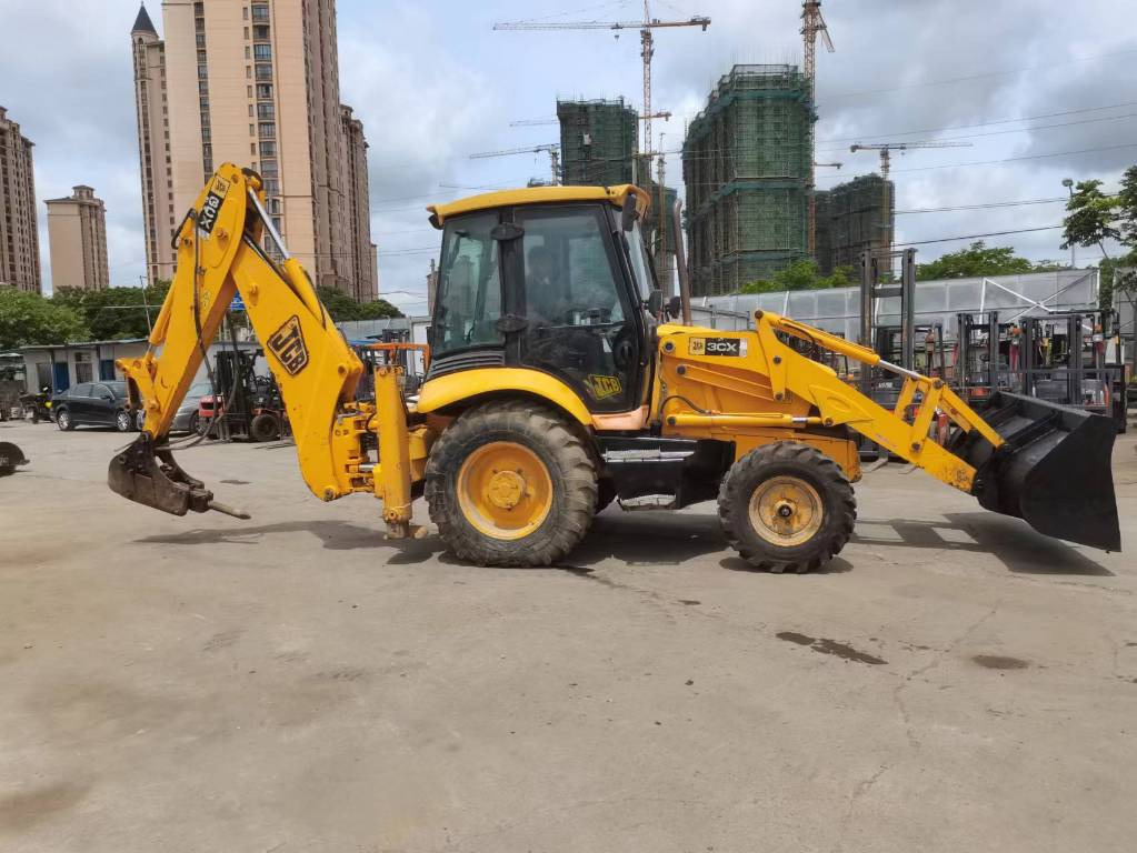 JCB 3CX - Traktorgraver: bilde 1 JCB 3CX - Traktorgraver: bilde 1