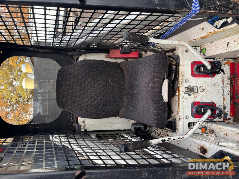 Bobcat S70 Bak en palletvorken - Laster: bilde 5 Bobcat S70 Bak en palletvorken - Laster: bilde 5